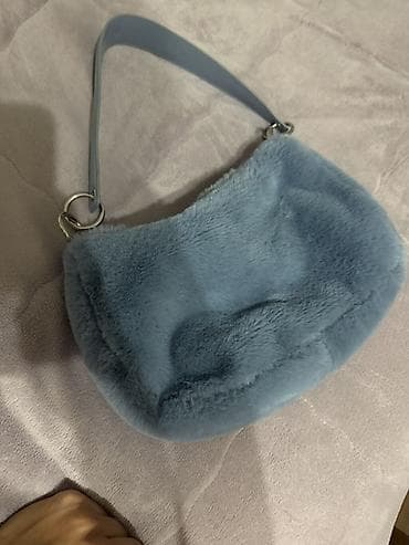 Məhsul: original Primark qadın çantası - Model: Kürklü/plyuş