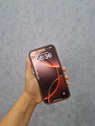 89: IPhone 16 Pro Max, Face ID — 2