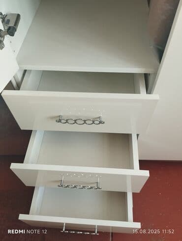 угловой шифоньер в спальню: Təknəfərlik çarpayı — 4