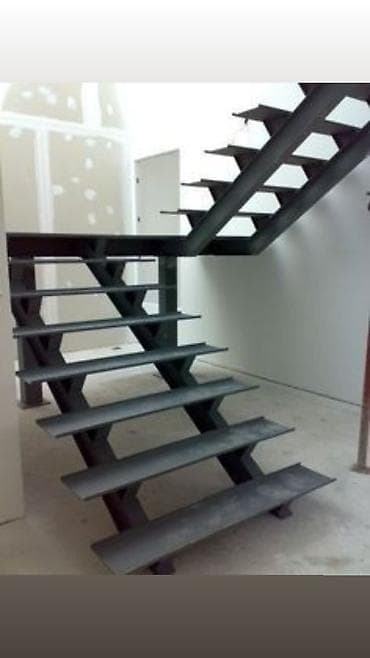 Təmir işləri: İstəyə uyğun hər növ pilləkanların yığılması və quraşdırılması.Siz — 4