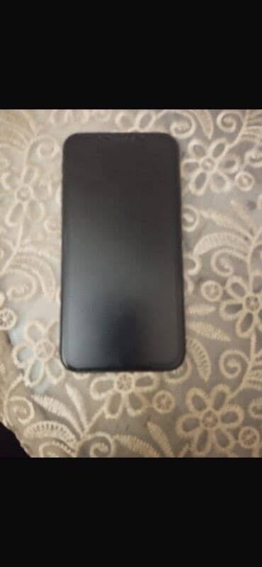 2 ci el iphone 8 plus: IPhone 11, 128 GB, Qara, Face ID — 2