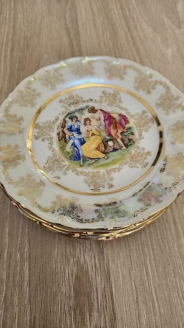 Məişət qabları dəsti 1) Bəzəkli porselen boşqablar – 6 ədəd - Klassik