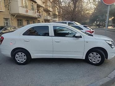 Chevrolet Cobalt, ağ rəng, sedan kuzov. Texniki xüsusiyyətlər və