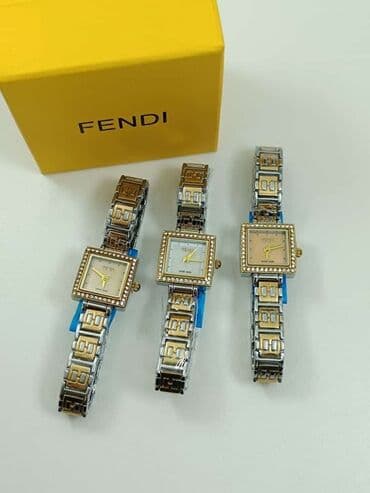 qadın qol saatları: Saatlar
Qadın saatları
Fendi Orijinal 
Metrolara pulsuz çatdırılma — 5