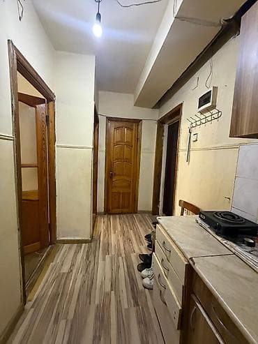 berde ev: Bakı, Həzi Aslanov qəs., 2 otaqlı, Köhnə tikili, m. Həzi Aslanov, 36 kv. m — 6