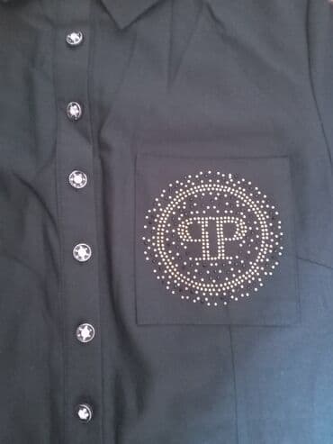 sumqayitda jaket: Don yeni etiketi ustunde.Qara rengdir.kemeride var.Hicabli xanimlarada — 2