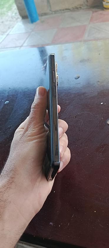 mikrafon sm 58: Tecno Spark 20 Pro, 256 GB, rəng - Qara, İki sim kartlı — 5