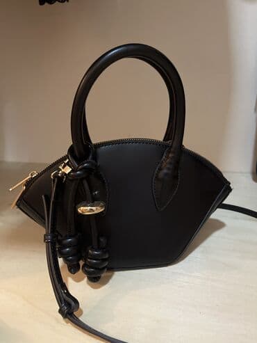 fendi çanta: Zara çanta 
Teze alınıb bir iki defe işlenib 
Sıfırdan fergsizdir — 1