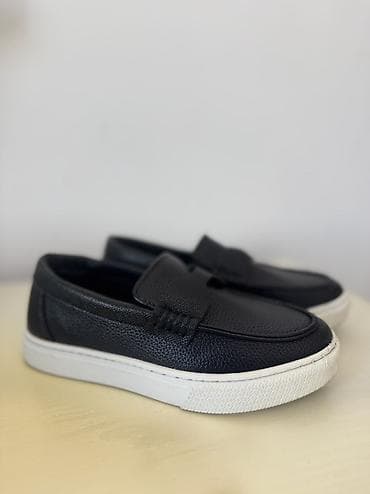 Ölçü: 38, rəng - Qara, İşlənmiş