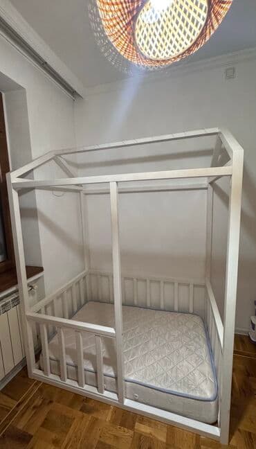 1 ayliq usaq sekilleri: Oğlan və qız üçün, İşlənmiş, Dördbucaq, Beşik, Matras ilə, Yellənmə mexanizmsiz — 5