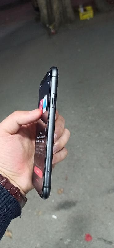 smart android box: IPhone 11, 128 GB, Qara — 3