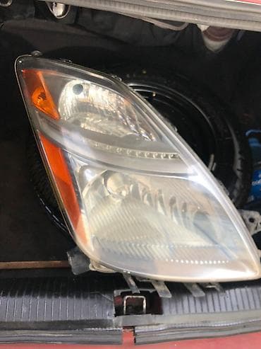 099 fara: Sağ, Yaxın və uzaq vuran işıqlar Toyota, Orijinal, Yaponiya — 2