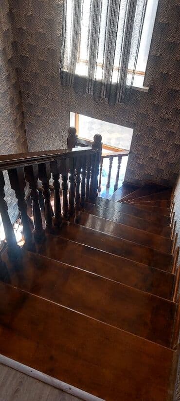 gencede kiraye evler ayliq: Tecili Masazirda tam store yaxin 5 otaqli 2 mertebeli tam adelni heyet — 10