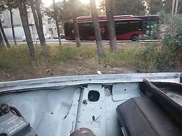 Nəqliyyat: VAZ (LADA) 2107: 1.5 l | 2005 il 167669 km Sedan — 3