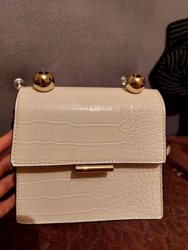 Çiyin çantası, Yeni lalafo.az -da Çiyin çantası, Yeni