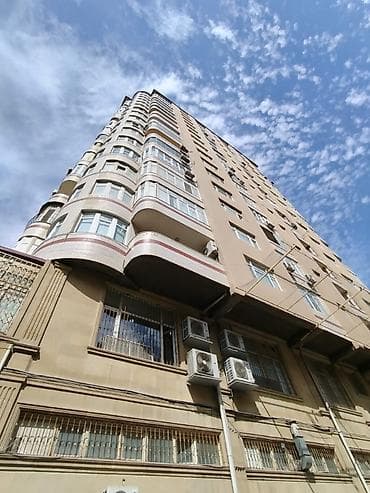 ev masin satilir: NƏRİMANOVDA, "EYFEL MTK"-DA 2-DƏN 3-Ə DÜZƏLMƏ GENİŞ MƏNZİL KİRAYƏ — 1
