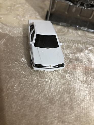 hot wheels supra: Məhsul: Miniatür maşın kolleksiyası + daşıma/qoruyucu vitrin qutuları — 4