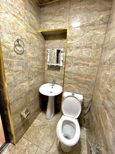 аренда торгового места в магазине: 28 may metrosuna yaxin tehsil nazirliyine yaxin 9 mertebeli binanın — 2