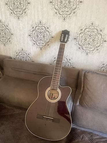 gitara balaca: Elektro-klasik gitara - Korpus: kəsik (cutaway) dizaynlı, tünd — 2