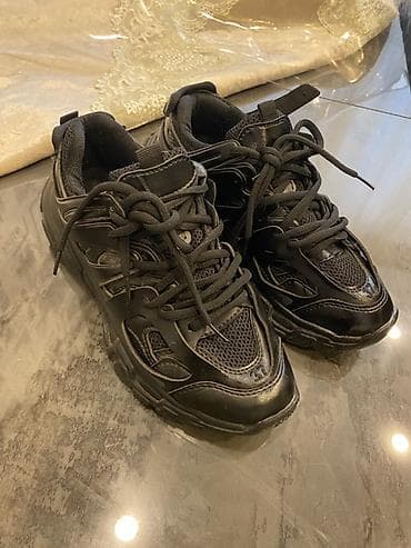 cekmeler 37: Balenciaga Track Black kişi/kadın krossovkaları - Model: Balenciaga — 5