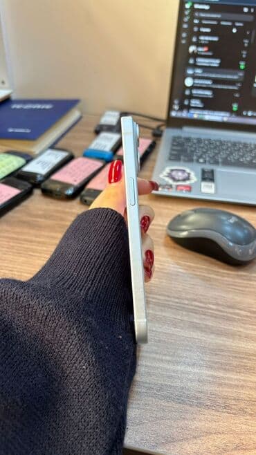 купить айфон 13 в баку: IPhone 15, Белый, Face ID — 3