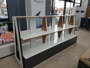 Biznes üçün program təminatı: Mağaza vitrin rəfi – ikitərəfli, dizayner üslubunda - Tip — 4