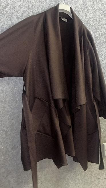 Baş geyimləri: Qəhvəyi üst geyimi yeni kimidir, orta qalınlıqdadır, panço tiplidir — 3