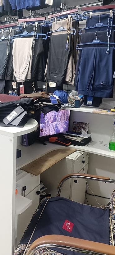 islenmis stollar: Künc masa, Laminat — 8