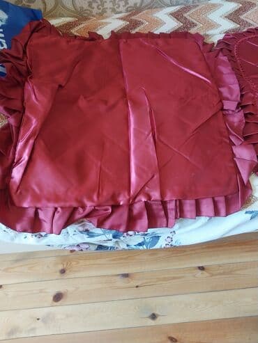 Yorğanlar, adyallar: Yataq üçün rəng - Qırmızı Yataq örtüyü — 2