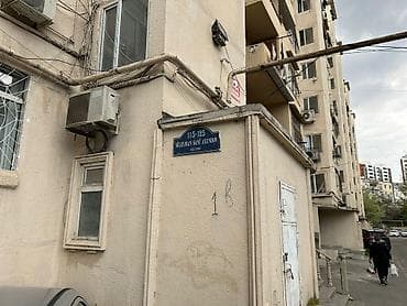 berdə: Bakı, 8-ci mikrorayon, 2 otaqlı, Köhnə tikili, m. Azadlıq Prospekti, 55 kv. m — 1