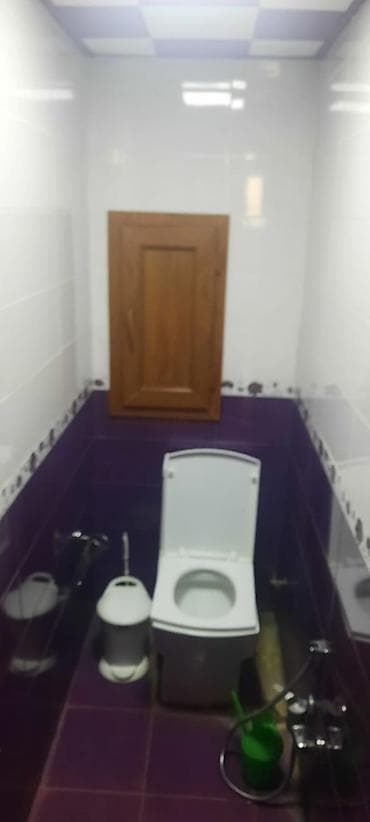 otaq 13: Mənzildə 2 otaq planı: geniş dəhlizdən qonaq otağına və ayrıca mətbəxə — 2