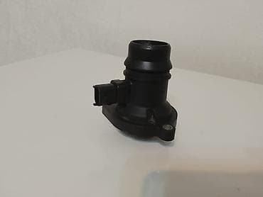 Avtomobil üçün elektron termostat korpusu (sensor bağlantılı) Məhsul