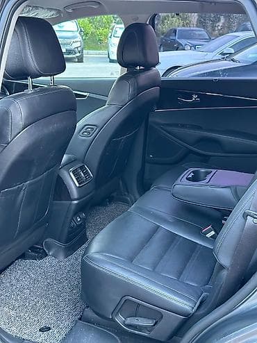 Kia Sorento: 2 l | 2017 il Krossover — 10