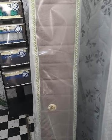 надувной матрац: Taxt üçün Sadə matras, hündürlük 18sm 160*200 110₼ Hərcür yorgan — 2