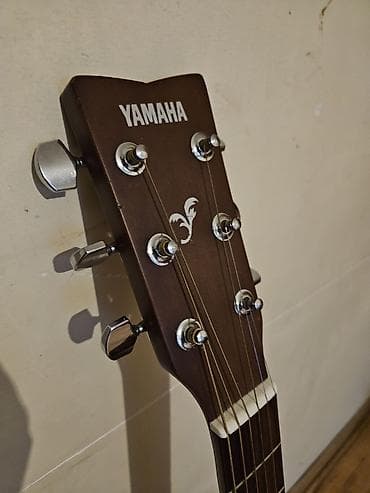 bas gitara: Akustik gitara, Yamaha, 6 sim, İşlənmiş, Ünvandan götürmə, Ödənişli çatdırılma — 2