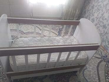 uşaqlar üçün dərin boşqablar: Oğlan və qız üçün, Dördbucaq, Beşik, Dəst ilə, Matras ilə, Yellənmə mexanizmsiz — 2