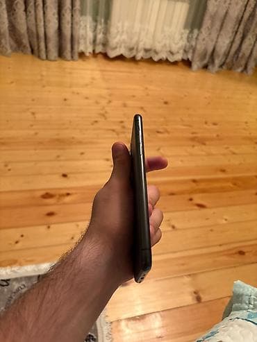 IPhone 11 Pro Max, 64 GB, Space Gray — 4