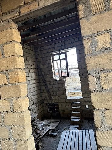 Sumqayit Arxiv idaresinin arxasi. 76-cı məhəllə. Satış üçün yarımçıq — 3