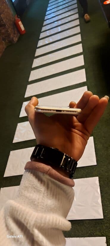 чехол на айфон 7: IPhone 8, Золотой — 5