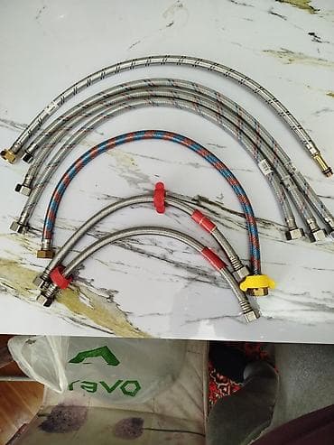 Təzədi.İsteyen əlaqə saxlaya bilər.1 ədədini sonu 1 azn razılaşmağ