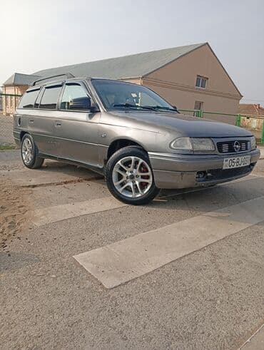 fortuna təkər: Opel Astra Caravan (şunur kuzov) Xüsusiyyətlər: - Kuzov — 10