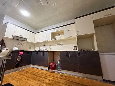 Mətbəx mebeli dəsti - Dizayn: L şəklində, üst dolablar ağ, alt at lalafo.az Mətbəx mebeli dəsti - Dizayn: L şəklində, üst dolablar ağ, alt