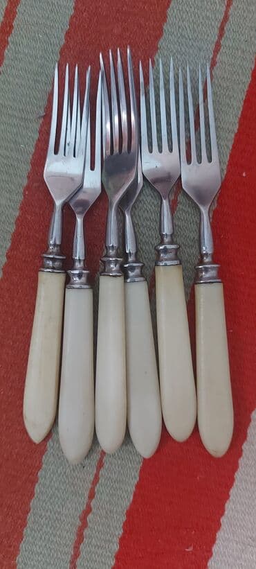 çəngəl qaşıq dəstləri: Altı ədəd vintage üslubda çəngəl dəsti. Çəngəllərin metal hissəsi — 1