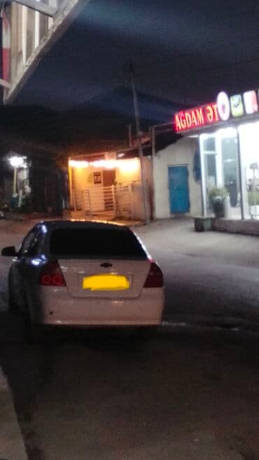 masinim var ag rengi: Chevrolet Aveo sedan – ağ rəng, 4 qapılı, ön ötürücülü şəhər — 10