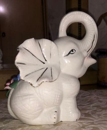 at sampunu qiymeti: Qədimi fil fiquru,qulağa kimi hündürlük 10sm,xortuma kimi 13sm — 3