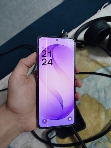 Çəngəllər: Samsung Galaxy Z Flip 5, 256 GB, rəng - Qara, Qırıq — 7