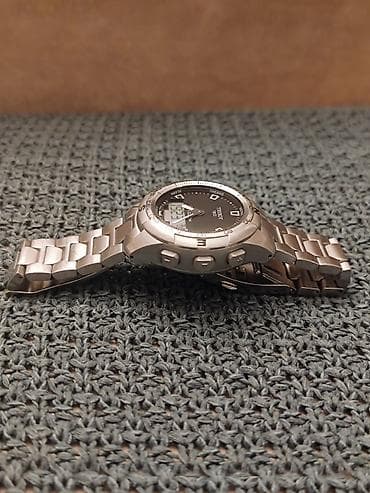 Tissot T‑Touch (Swiss Made) T047420 Barometr ve altimeter ara bir — 2