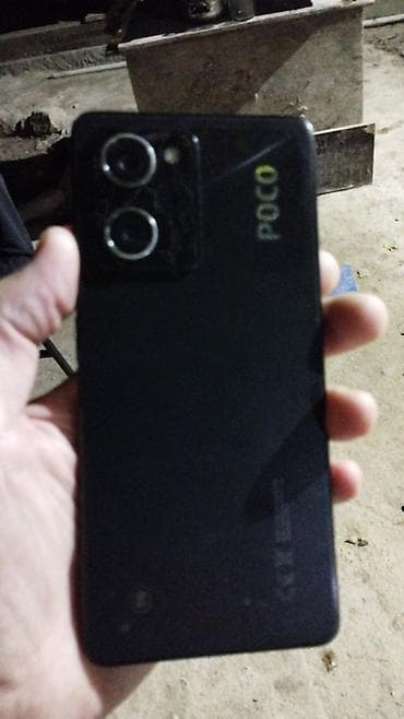 guvenlik kamerası: Poco Pocophone F1, rəng - Qara, Sensor — 2