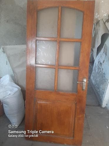 qapi darvaza: Taxta iç qapı – şüşəli klassik model - Material: təbii ağac karkas - — 1