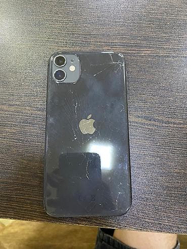 apple iphone 3g: IPhone 11, Qara, Qırıq — 1